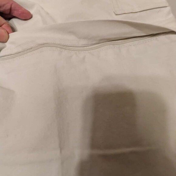 L.L. Bean Convertible Cargo Pants Mens 33 x 29 Cotton No Tags Never Washed - EUC - Picture 6 of 14